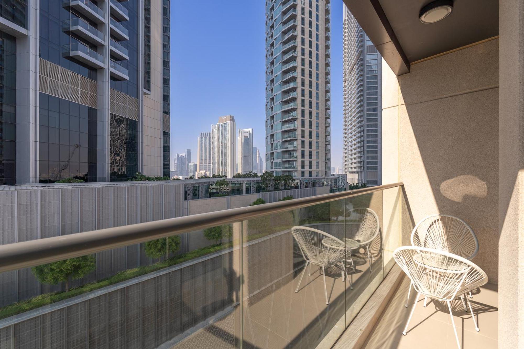 Heaven Crest Vacation Homes Downtown - Studio And 1 Bedroom Suites 2 Minute Walk To Dubai Mall And Burj Khalifa Екстер'єр фото